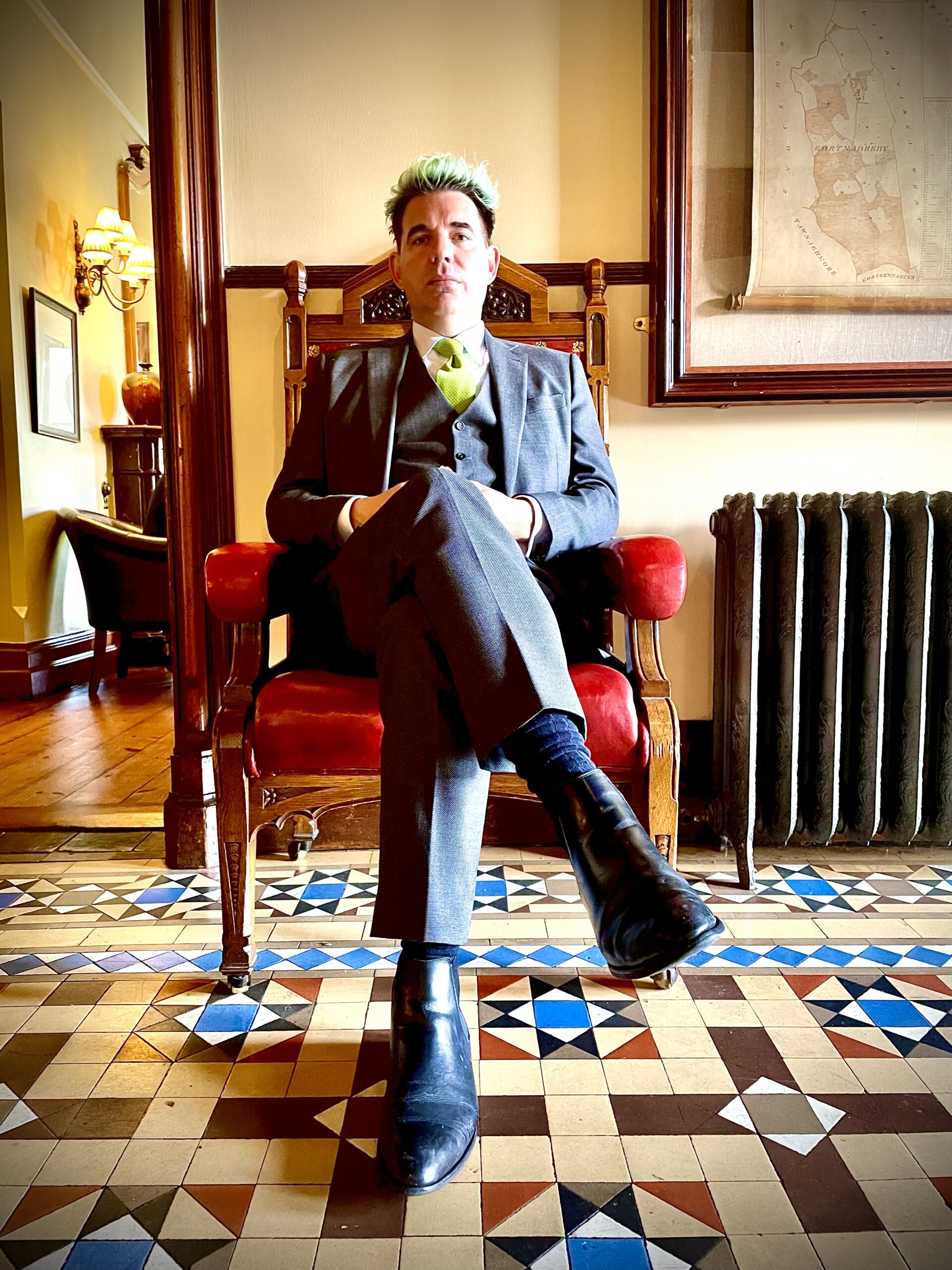 Sean O'Dowda Stephens, The Ó Dubhda — formal portrait